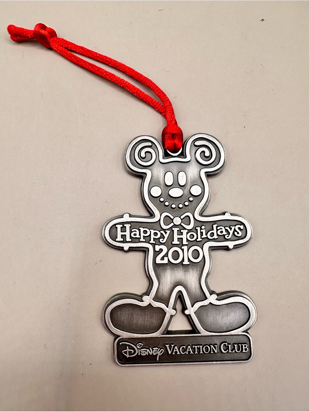 Disney Vacation Club Happy Holidays 2010 Mickey Gingerbread Ornament